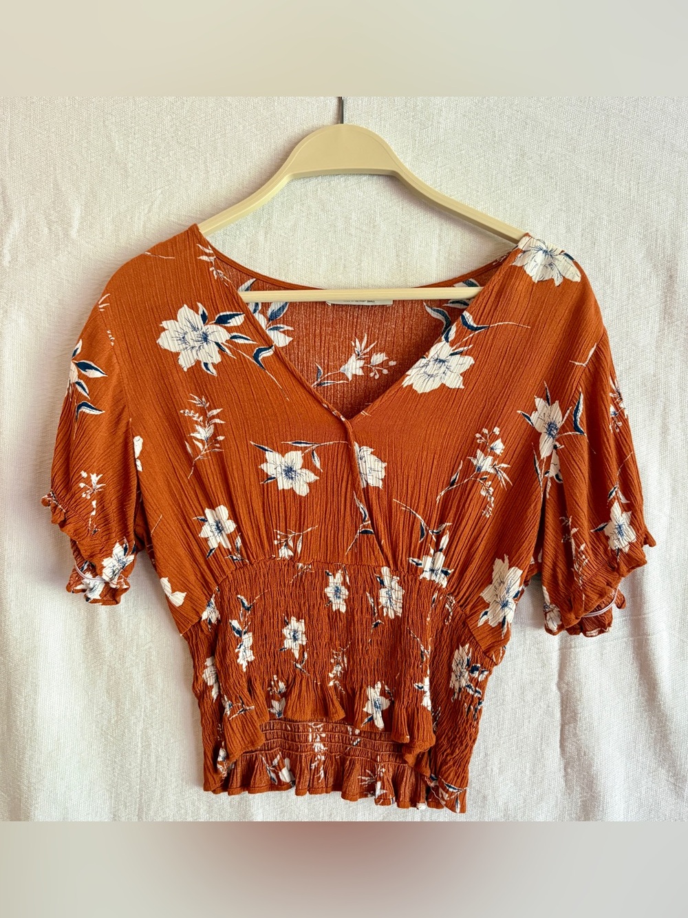 Paper Crane Floral V-Neck Rust Smocked Waist Blouse S